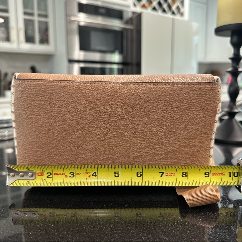 Tommy Hilfiger Cream and Tan Backpack NWT - Picture 15 of 16